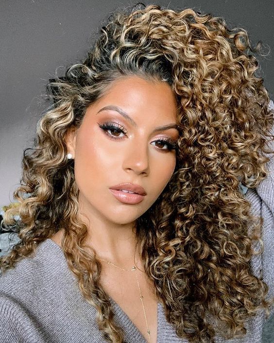 Highlight Honey Blonde Bouncy Curls 13x4 Transparent HD Lace Human Hair color